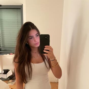 Babysitter in Boulogne-Billancourt: Margaux