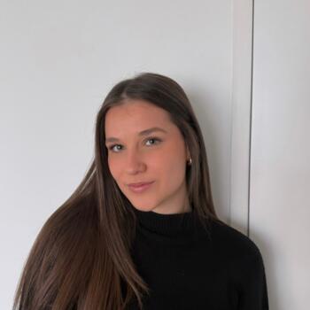 Babysitter Thorigné-Fouillard: Laura