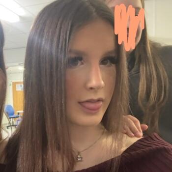 Babysitter in Altrincham: Eva