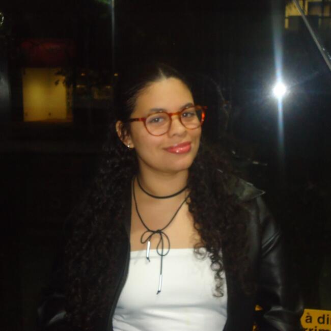 Babysitter in São Paulo (São Paulo): Kethellyn