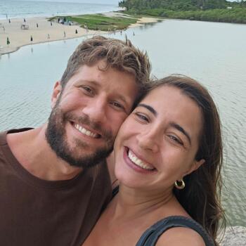Emprego de babá em Brasília: trabalho de babá Luana