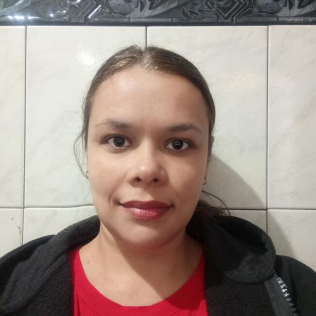 Babysitter in São Paulo: Dienna Beleni