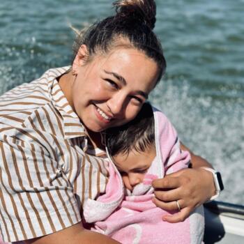 Mesa Chorio Bölgesinde Dadı: Claudia