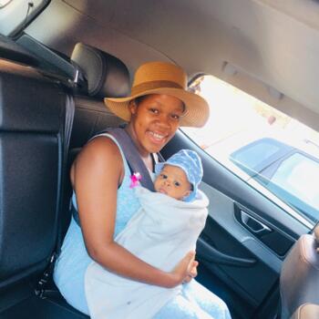 Babysitter in New Germany: Aphiwe