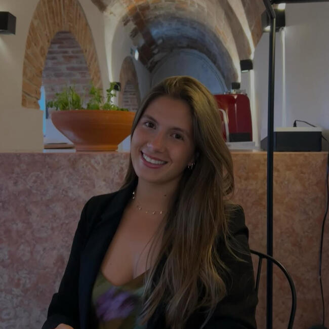 Babysitter in Agualva: Liliana