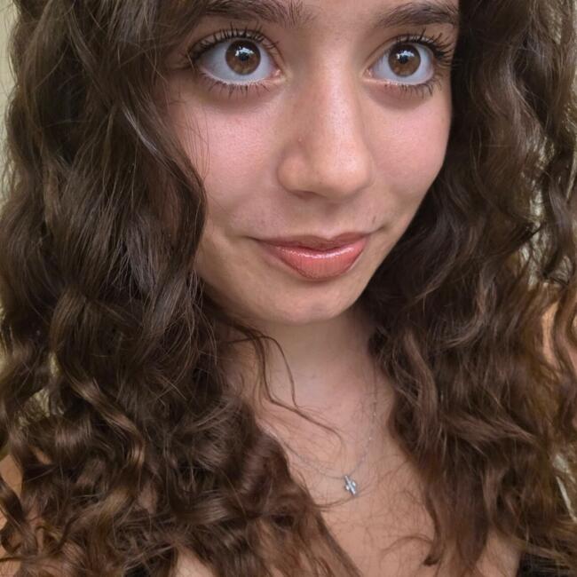 Babysitter in Paços de Ferreira: Inês