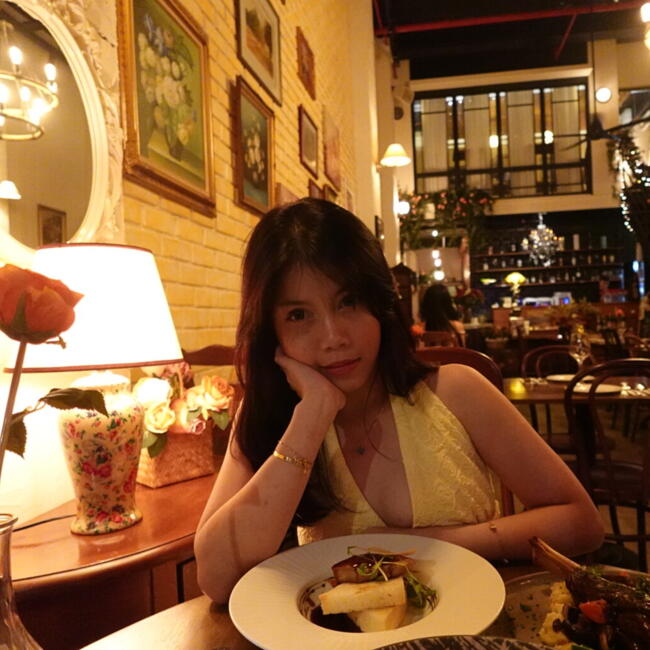 Pengasuh di Johor Bahru: Aikawa