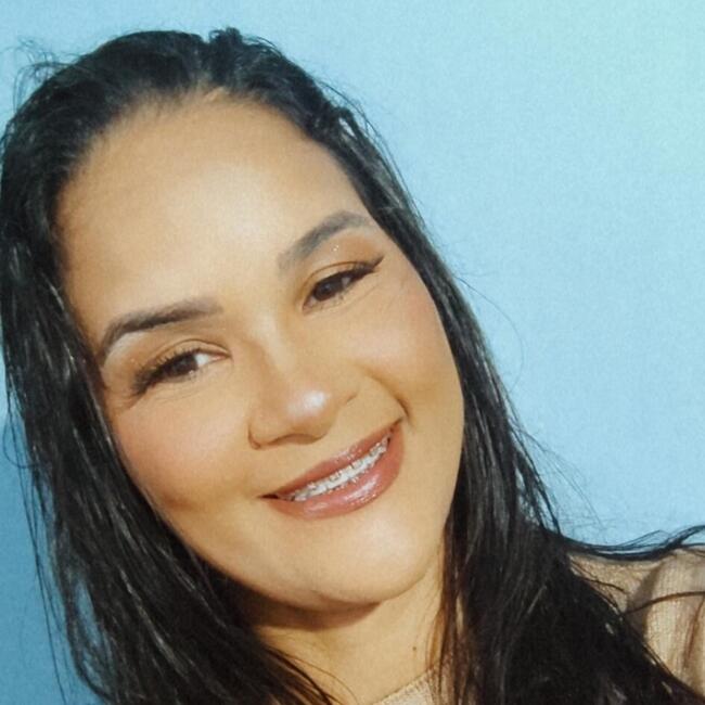 Emprego de babá em Goiânia: Dayanna