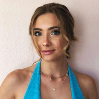 Babysitter in Los Angeles: Victoria