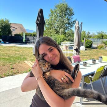 Babysitter Groisy: Maeva