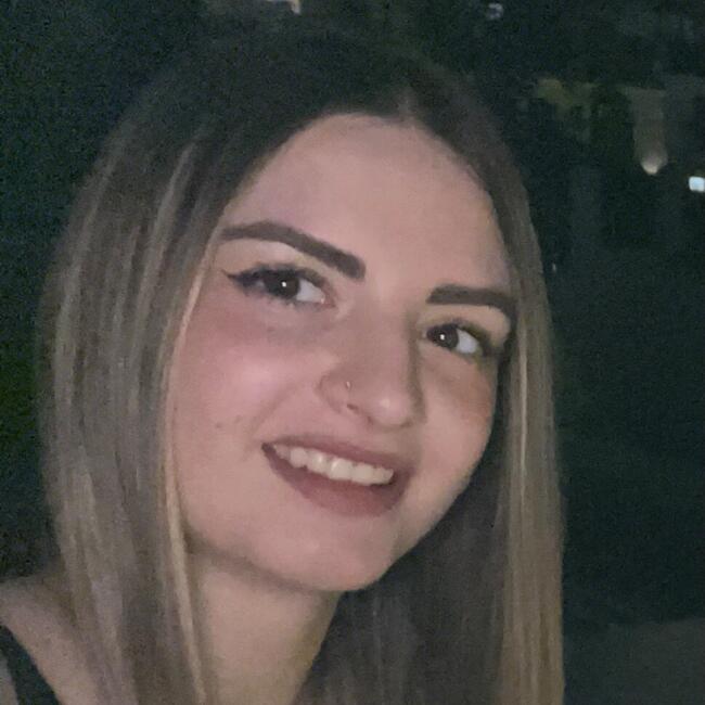 Babysitter in Granada: Angela