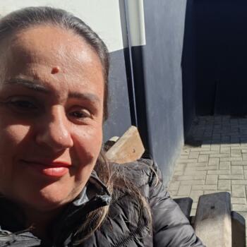 Babá em Itajaí: Edilene