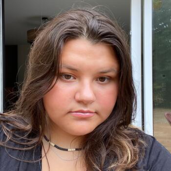 Babysitter in Niort: Capucine