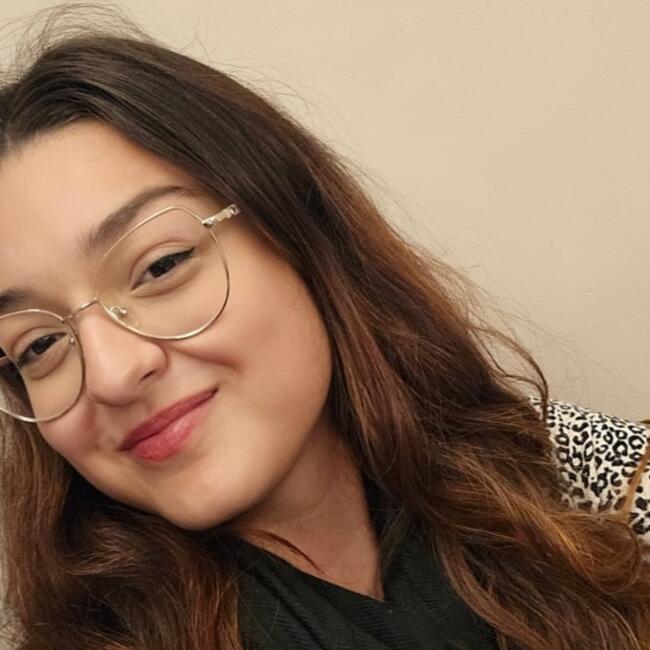 Babysitter in Jundiaí: Mari