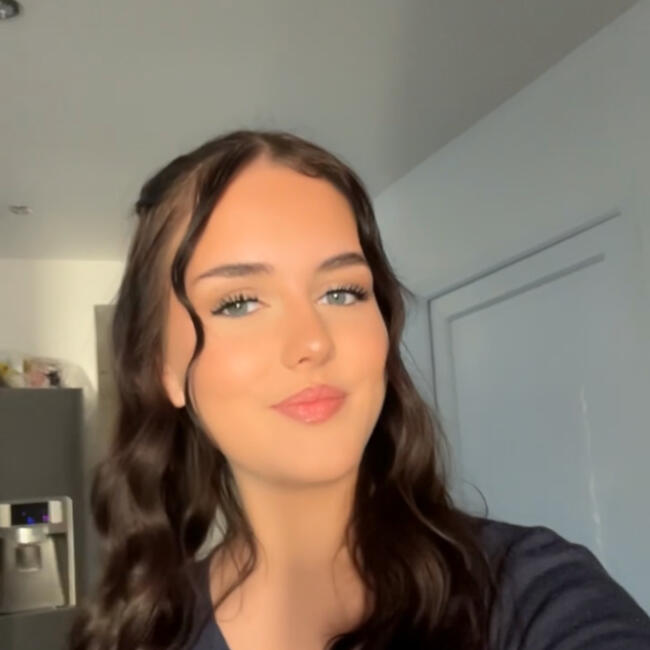 Babysitter in Nancy: Leelou