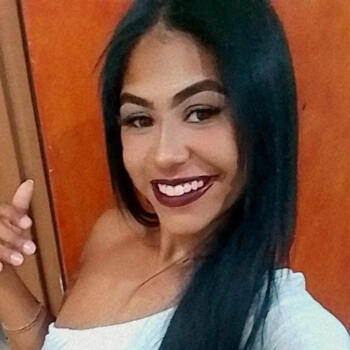 Babá em Franca: Samira