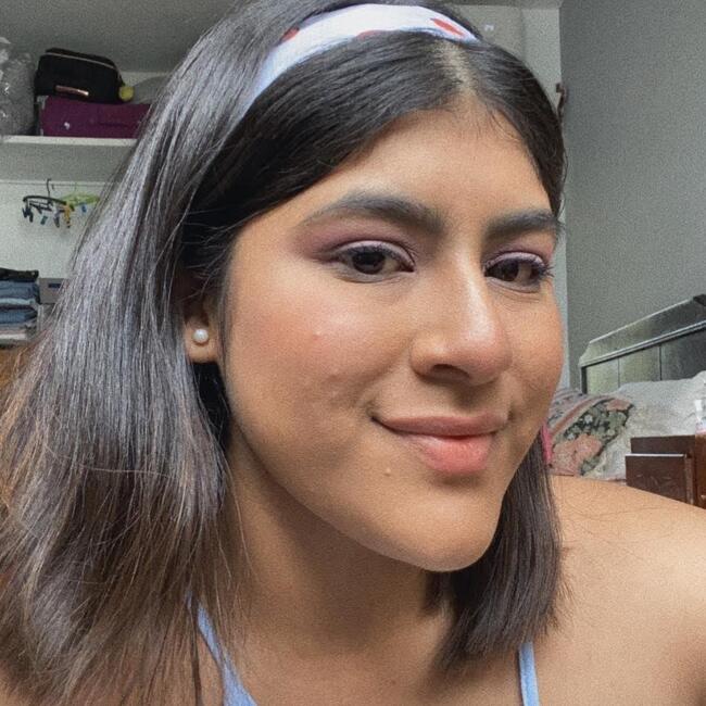 Babysitter in Menen: Maria Jose