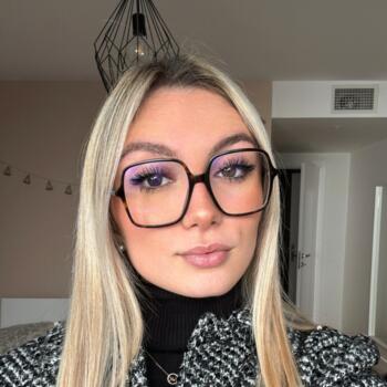 Baby-sitter Saleilles: Carla