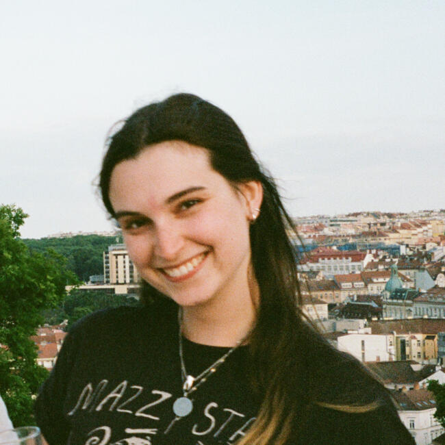Babysitter in Brno: Lena