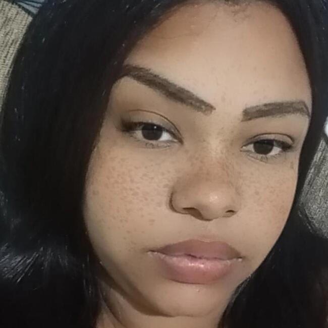 Babá em Lavras: Susan