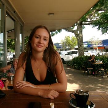 Barnvakt i Wellington: Ashlyn