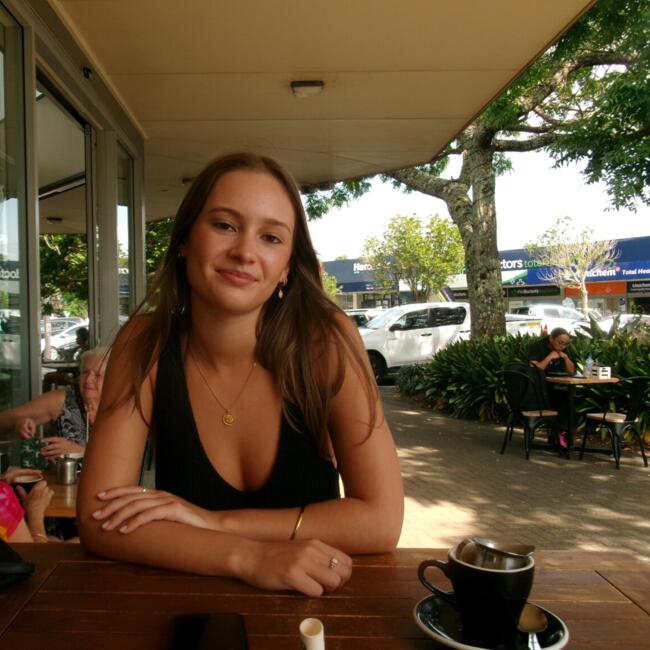 Babysitter in Wellington: Ashlyn