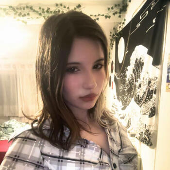 Babysitter Saint-Mitre-les-Remparts: Lana