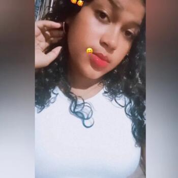 Babysitter in Cartagena: Angie