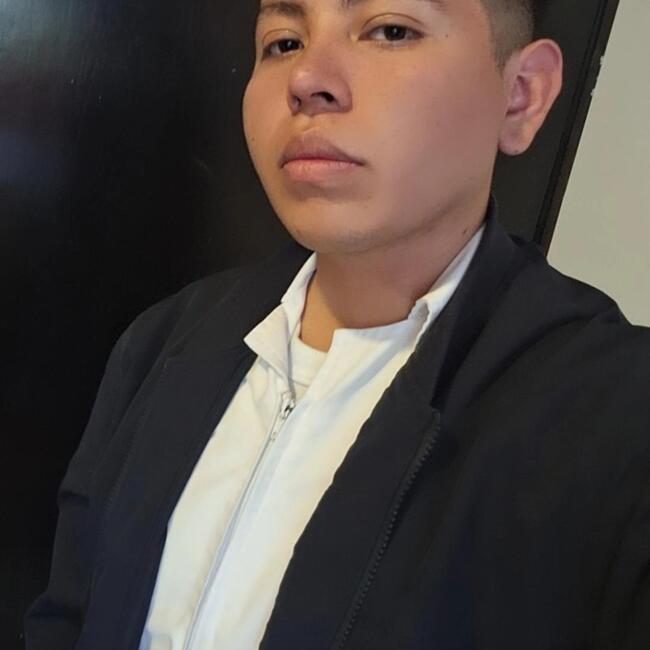 Babysitter in Mexico City: Arturo Lorenzana Alvarez