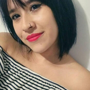 Nanny in Limoges: Laura