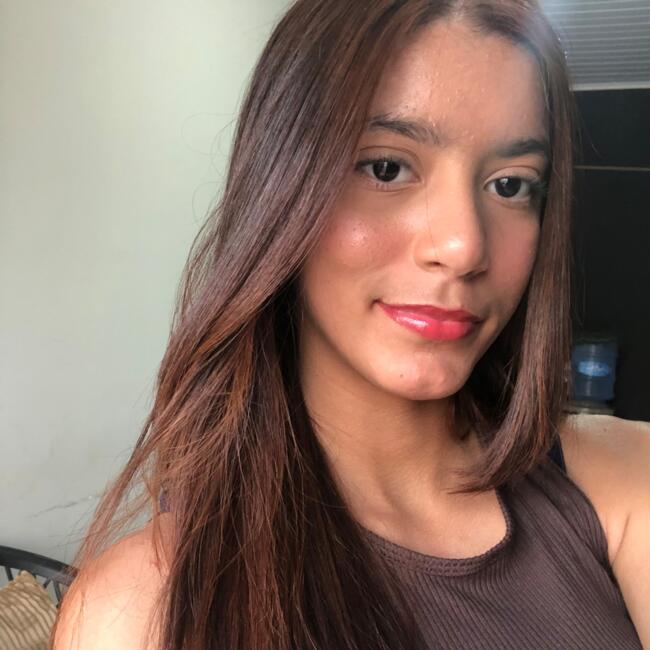 Babá em Açailândia: Iasmim Torres Gomes