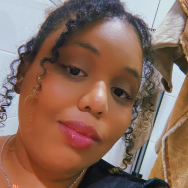 Babysitter in Ribeirão Preto: Sarah