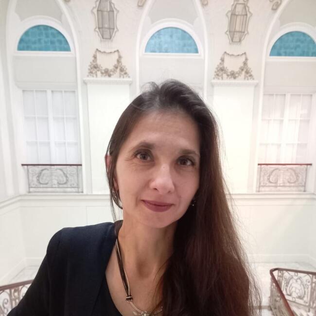 Bebisiterka u Sombor: Julija