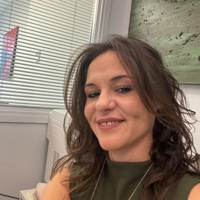 Babysitter στην περιοχή Αχαρνές: ΝΕΚΤΑΡΙΑ