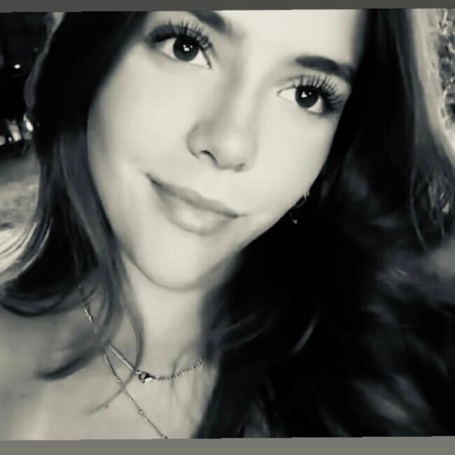 Babysitter in Almada: Alice