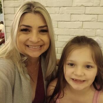 Babysitting job in Balneário Camboriú: babysitting job Andréia