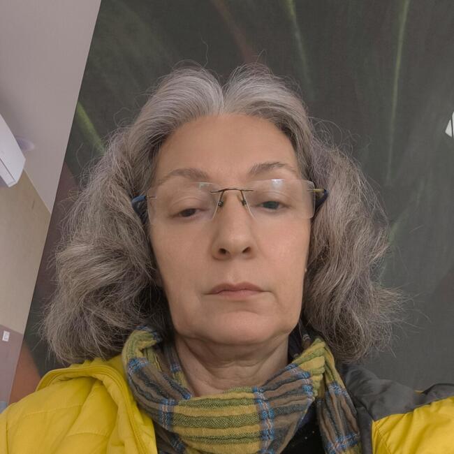 Babysitter in Bucharest: Irina