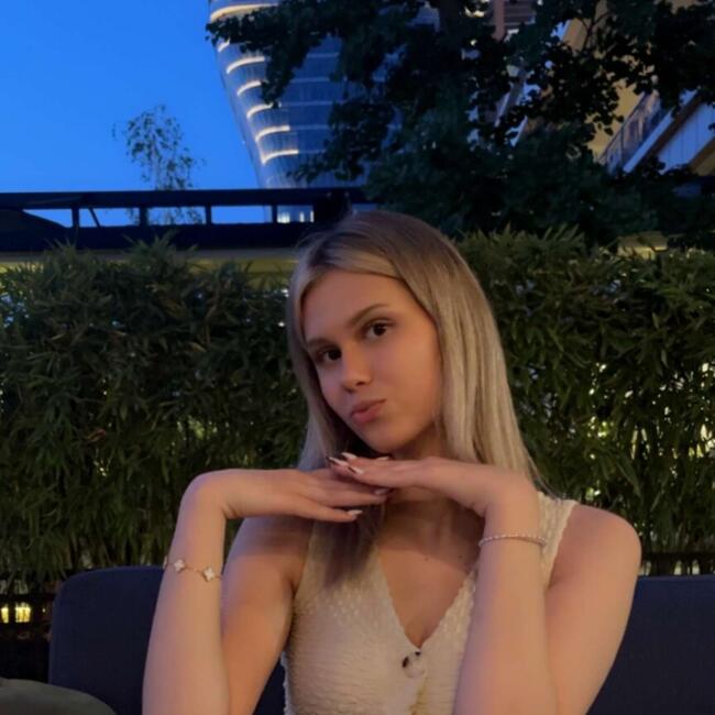 Bebisiterka u Beograd: Andrea