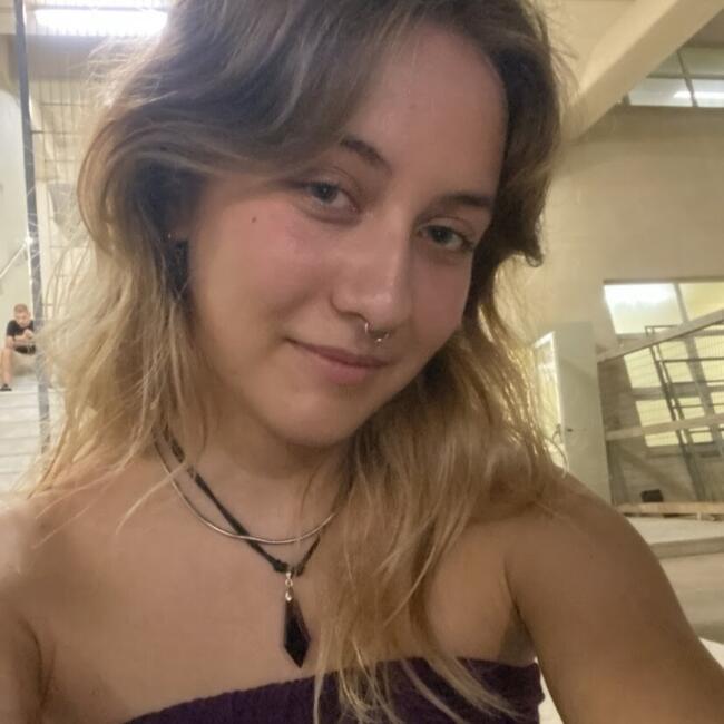 Babysitter in Athens: Κατερινα