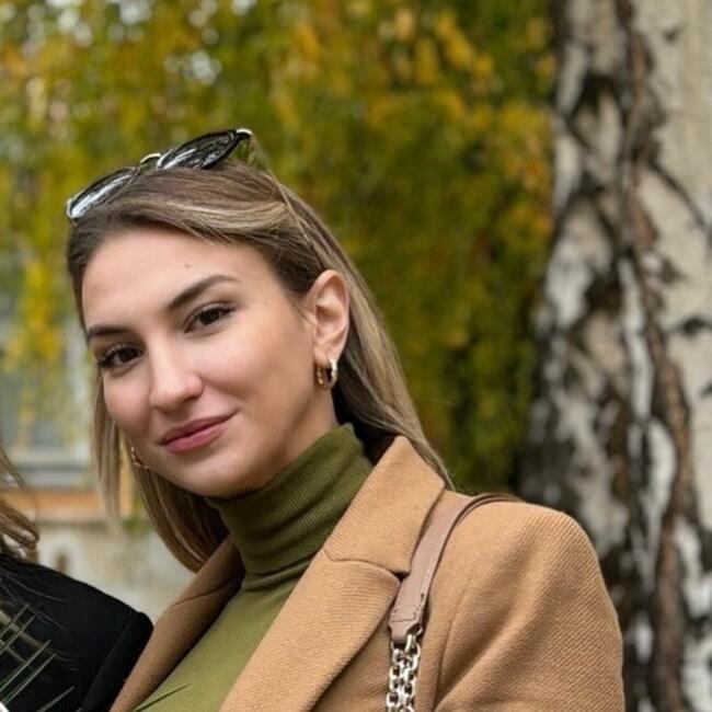 Bebisiterka u Beograd: Emina