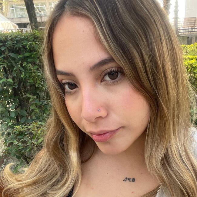 Babysitter in Genovés: Itsmel