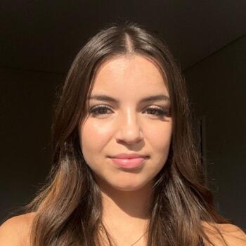 Babysitter em Porto: Camila