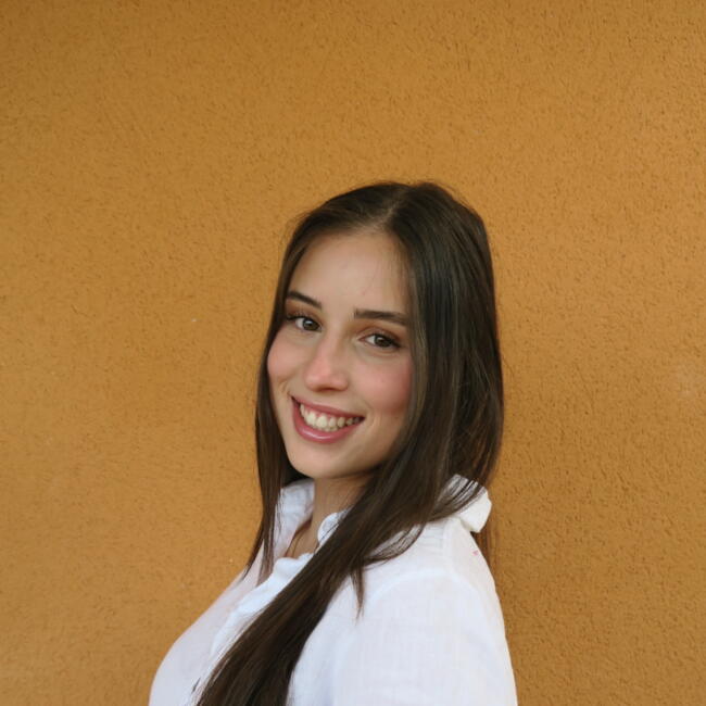 Babysitter in Toulouse: Estelle