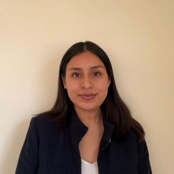 Babysitter in Quito: Ariana