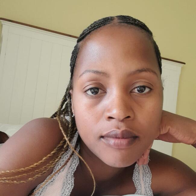 Babysitter in Streetman: Lusanda