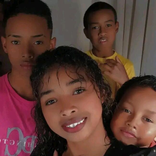 Nounou à Lorentzweiler: Har Natenaina Francia