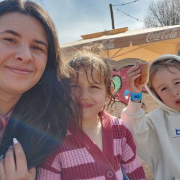 Baby-sitter Eeklo: Djara