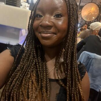 Babysitter in Paris: Aïssata