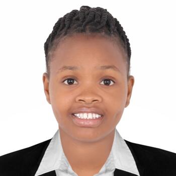 مربية أطفال في دبي: Grace