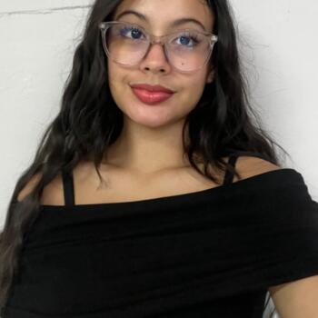 Babysitter in Panama City: Ástrid